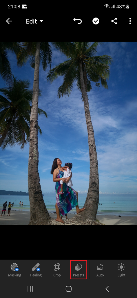 Adobe Lightroom mobile tutorial screenshot